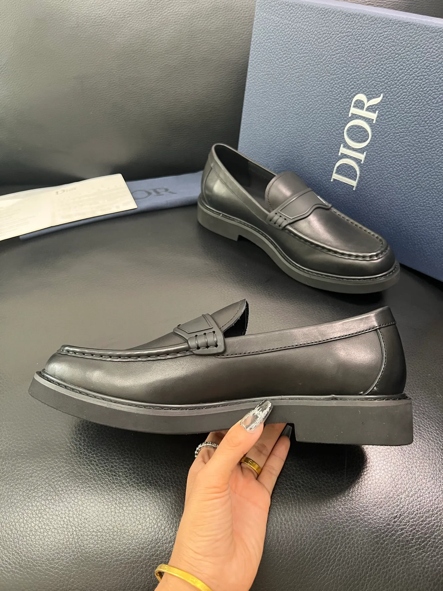 Men's men's shoes💰860 Dior top crafts Dior counter synchronization, original factory configuration, original cowhide fabric imported from Italy, breathable and comfortable imported water-dyed cow lining, sole: original factory special supply original sole super comfortable, original factory with single goods high quality, you can enter and exit the counter at will, welcome to compare counter synchronization, code number 39-44 (order 38 45) 85853